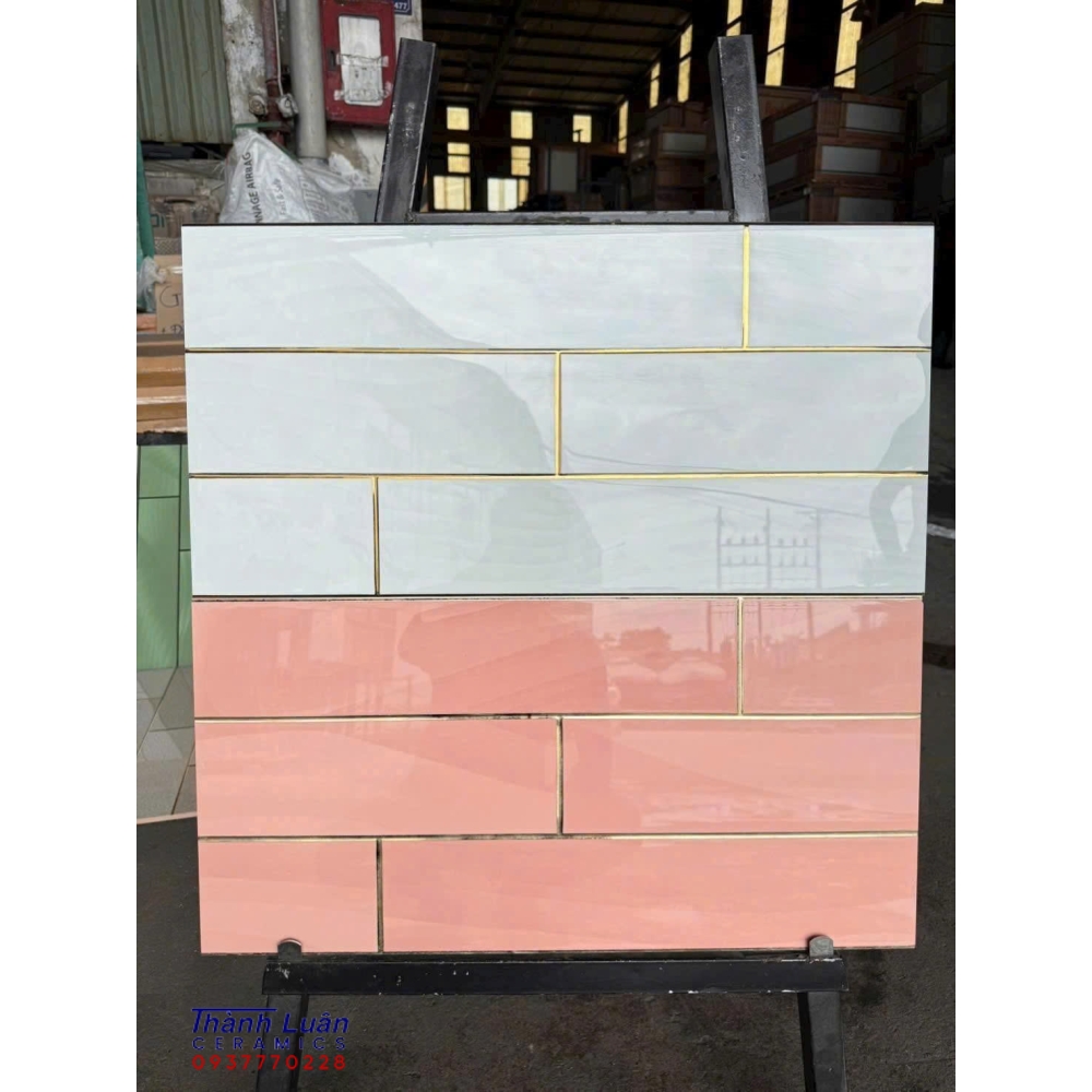 Gạch 30x60 Khắc Kim Nhập Khẩu Tông Màu Trắng Và Hồng – Xu Hướng Trang Trí Hiện Đại, Sang Trọng