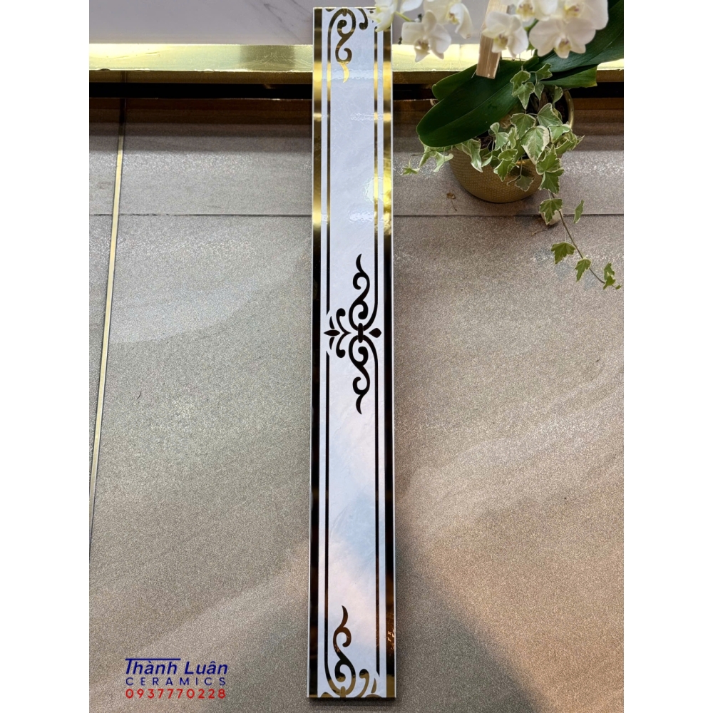 Gạch viền trang trí đơn giản sang trọng