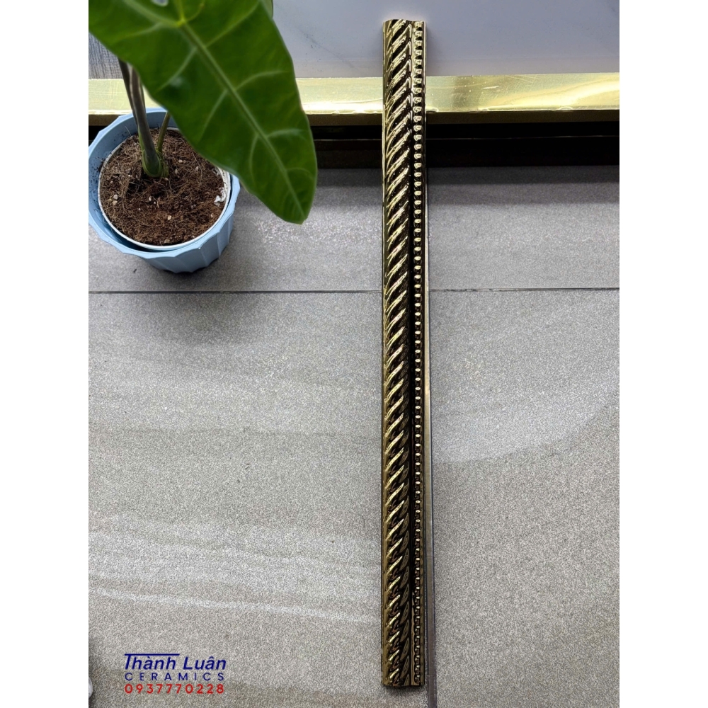 Gạch thanh chỉ vàng 4x60