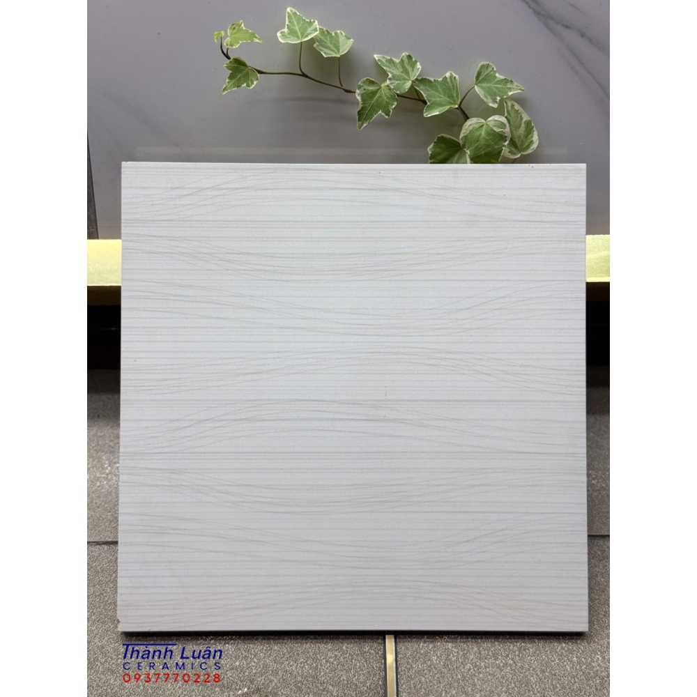 Gạch 30x30 nhập khẩu vân gỗ nhạt