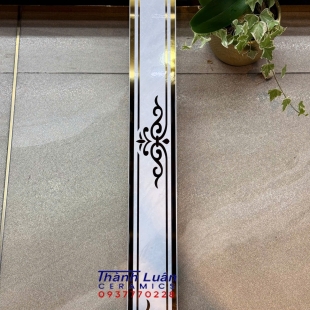 Gạch viền trang trí đơn giản sang trọng